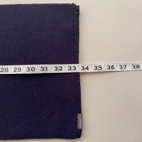 Larsson & Co Unisex Knit Scarf - Picture 5 of 5